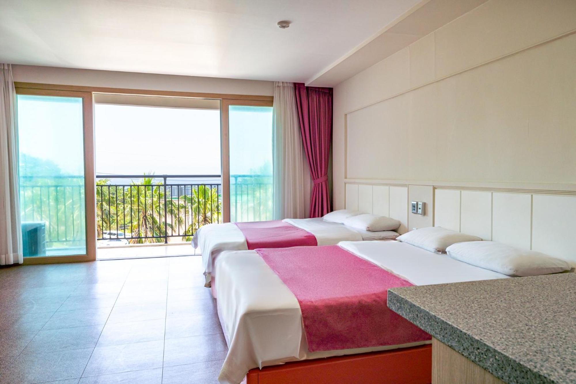 Amoureux Resort Чеджудо Экстерьер фото